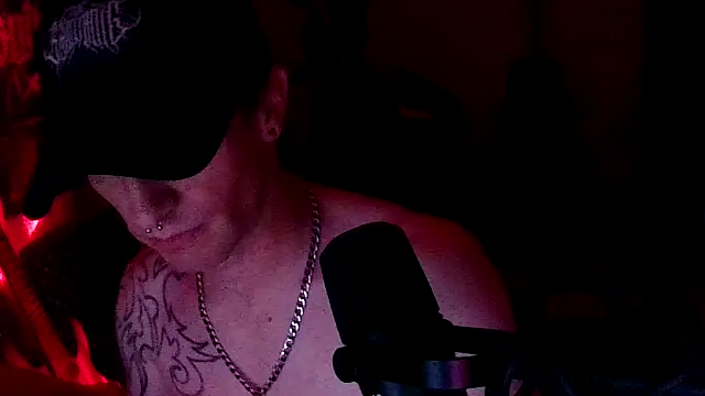 LEVIATHANX666's Live XXX Chat