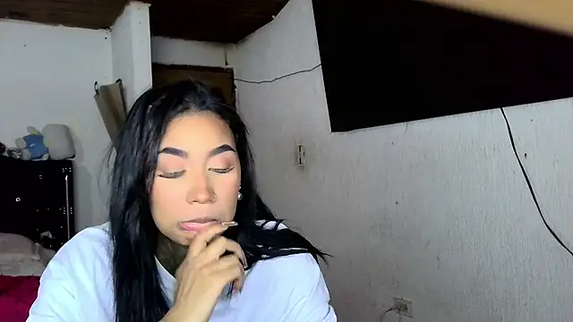 แชท XXX สดของ lyam_ebony_