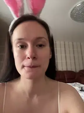 دردشة AuraaNova الجنسية المباشرة