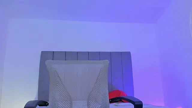 Adonys_Lewis_ Chat XXX in diretta