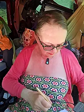 Pokazy przed kamerką – Hot-Muci