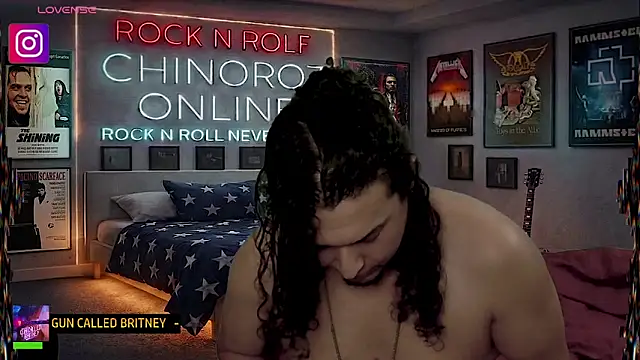 chino_roz Show Webcam