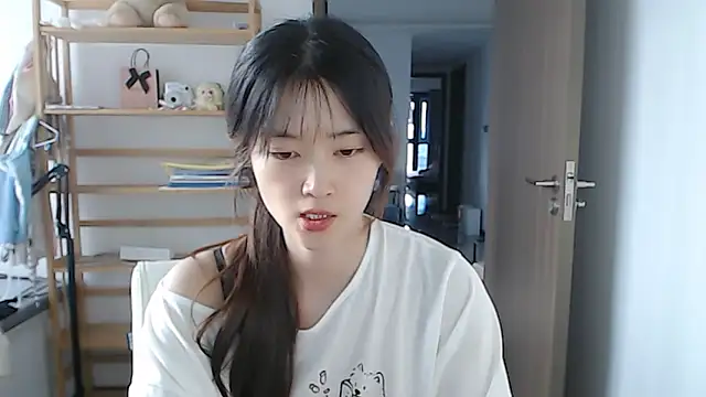 Mimi-cnbaby: онлайн-секс-чат