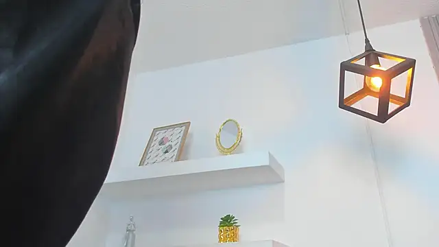 IsabellaMonet Chat XXX live