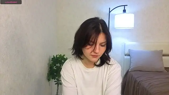 Chat +18 de NyraVesperis ao vivo