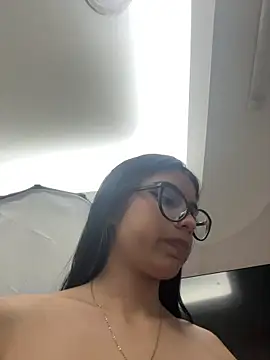 Lili_Stone_のライブXXXチャット