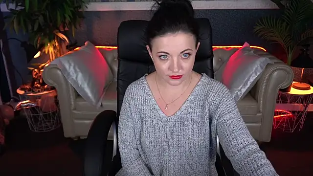 Chat +18 de Dafni_Monn ao vivo