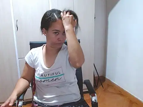 MaryVixxen: онлайн-секс-чат