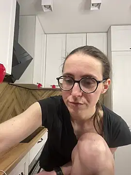 Chatroom XXX en direct de MartiniiSelenna