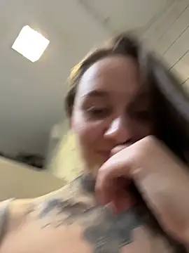 Chat XXX en directo de KishaMur