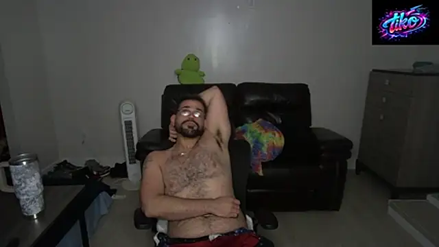 Zander823 élő XXX-chatje