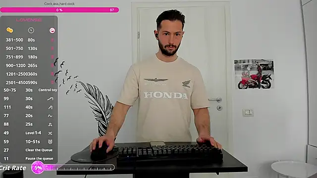 ZackFraser 即時 XXX 聊天