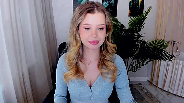 FollowLovee's Live XXX Chat