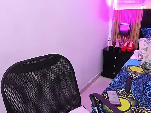 Chat XXX Live Pauline_Fox