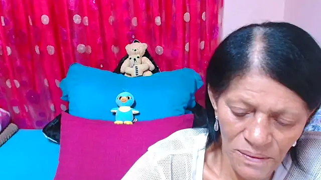 SLUTTYROXY – Live XXX-chat