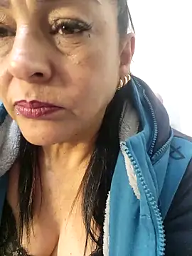 XXX chat uživo modela Gina_Myers