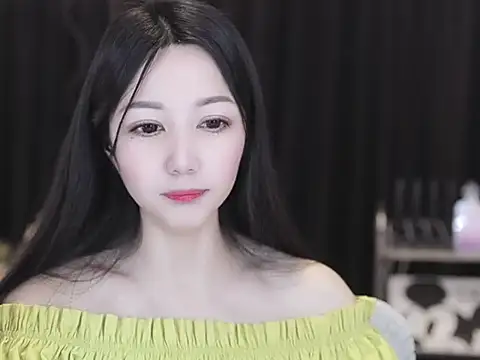 Chat +18 de Nuyoah-77 ao vivo