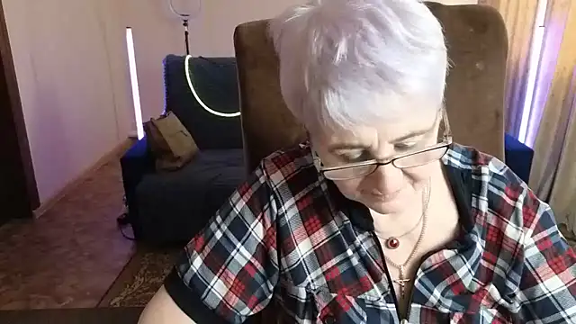 Sandra_SnowflakeのライブXXXチャット