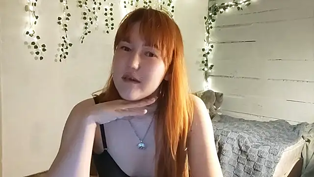 Chat +18 de DinaFirebird ao vivo