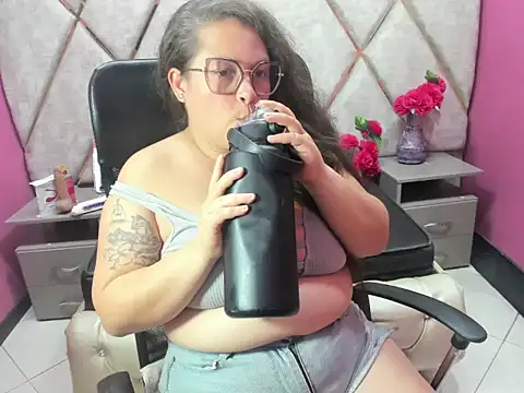 Sarah_Boobs_'s Live XXX Chat