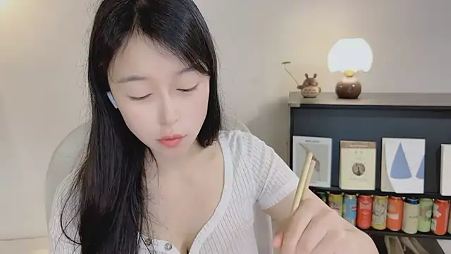 Onechestnut 现场XXX聊天