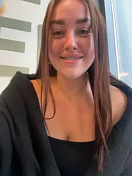 KiraSunshine's Live XXX Chat