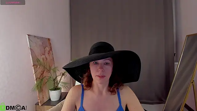 LeticiaRomano's Live XXX Chat