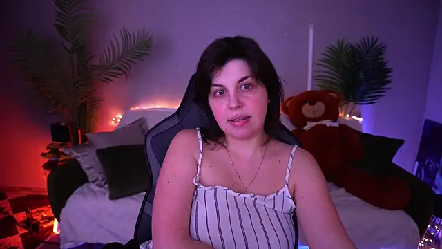 MirandaWong Chat XXX in diretta