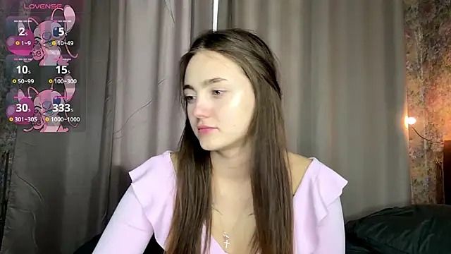 LoraDavi 现场XXX聊天