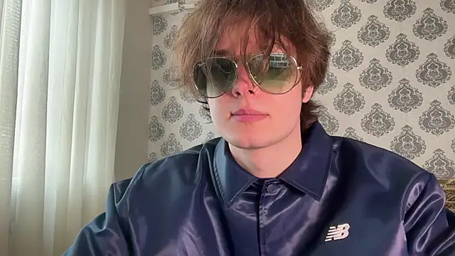 tomasdickpick: онлайн-секс-чат