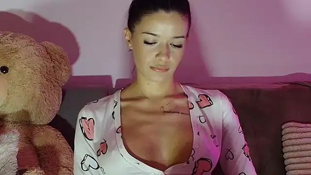 Eva_Millar élő XXX-chatje