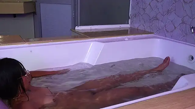 Chatroom XXX en direct de Petitte_Mussa