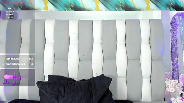 Chat +18 de IsaDiiaz ao vivo