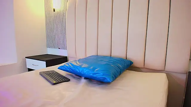 lian_cameron's Live XXX Chat