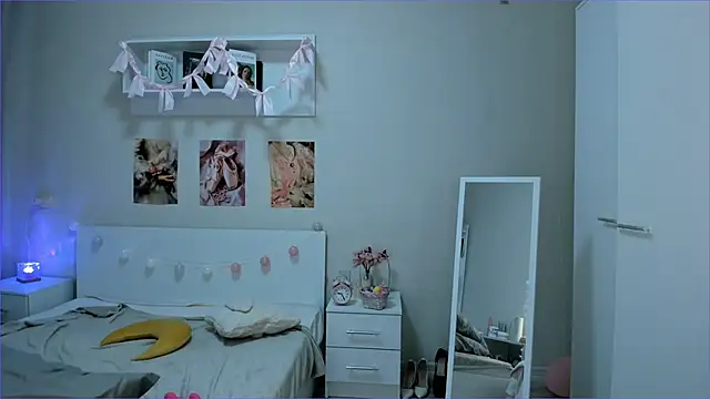 Milly_Lane – Naživo XXX chat