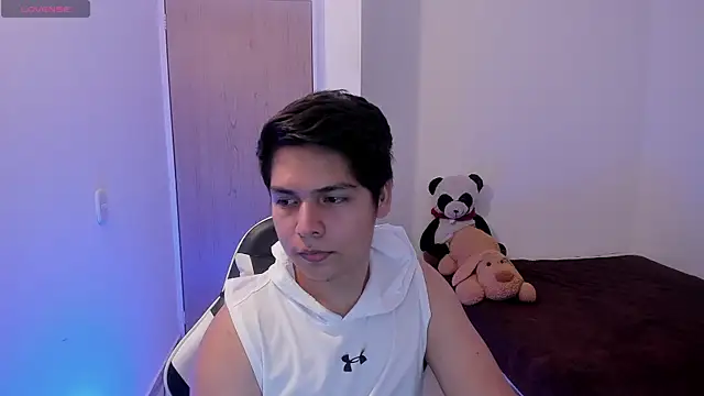 Asta_YunoXXX webkamerás műsora