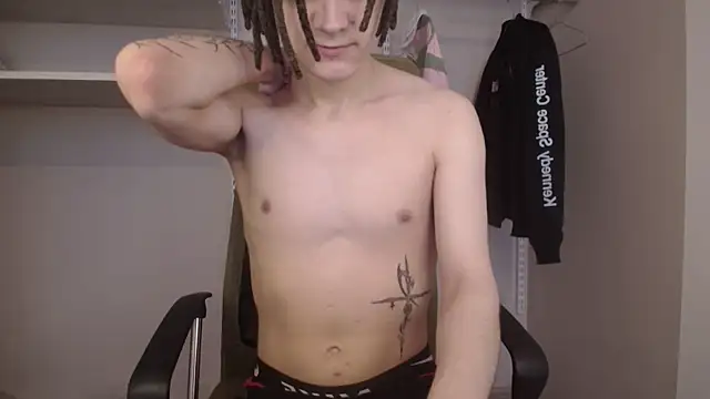 PeachTree Pertunjukan Webcam