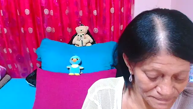 SLUTTYROXY Live XXX Chat