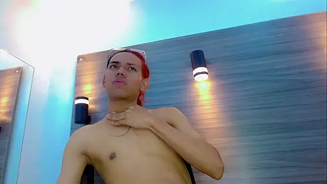 Pokazy przed kamerką – DaviidBuckx_