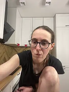 Chatroom XXX en direct de MartiniiSelenna