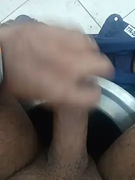 Stallionbull37 网络视讯表演