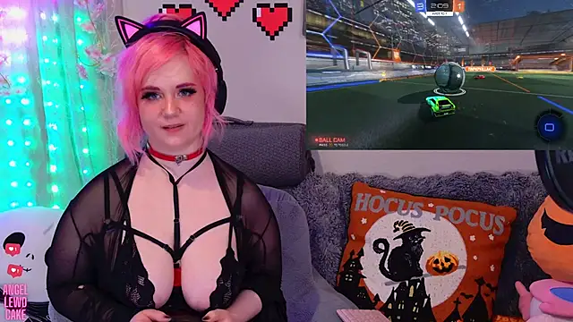 Angel-Lewd-Cake's Webcam Show