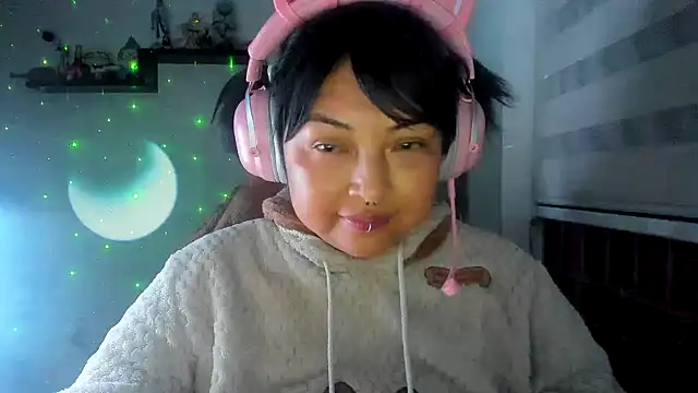 Shaddycute_ – Naživo XXX chat