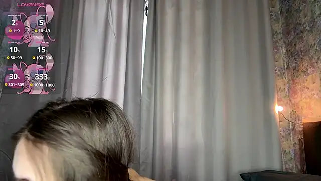 LoraDavi's Live XXX Chat