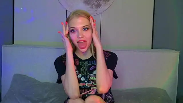 4example_Chloe's Live XXX Chat