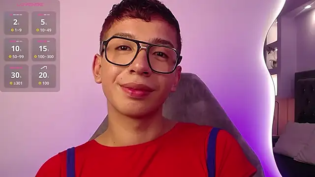 Fancy_Vixen élő XXX-chatje