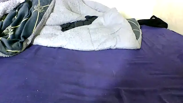 presh05: διαδικτυακό σόου στην κάμερα