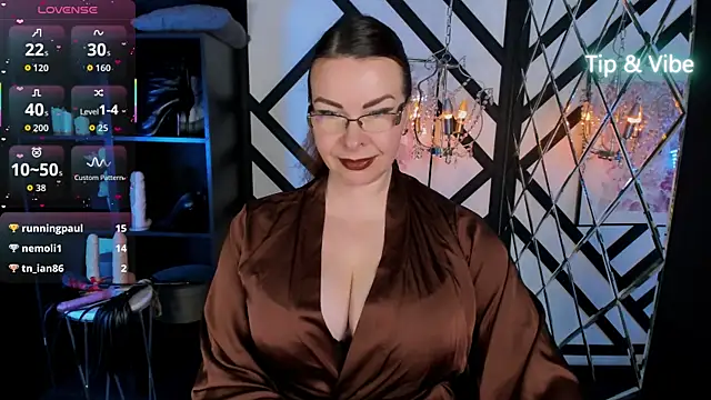 MrsIngrid – Live XXX-chat