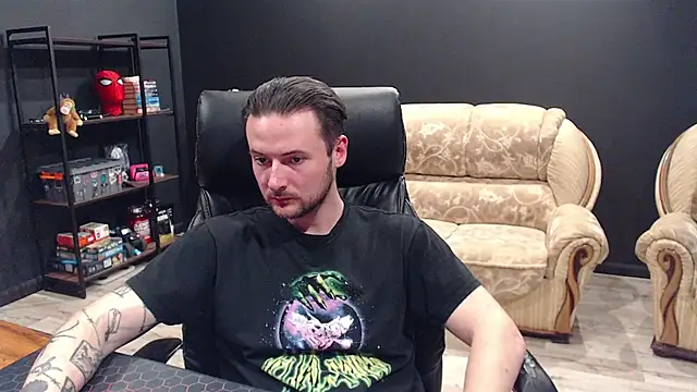 MihasikD webcam show