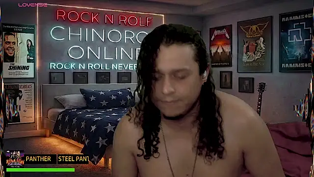 Czat XXX na żywo – chino_roz